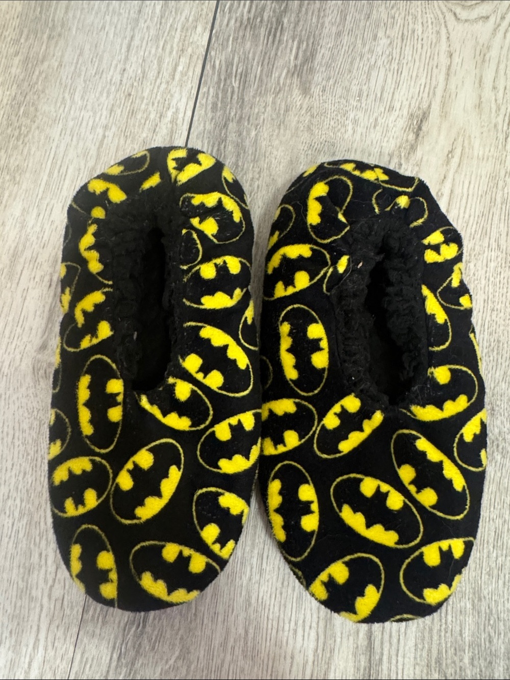 Kids Black and Yellow Batman Logo Cozy Slip-On One-Piece Slippers